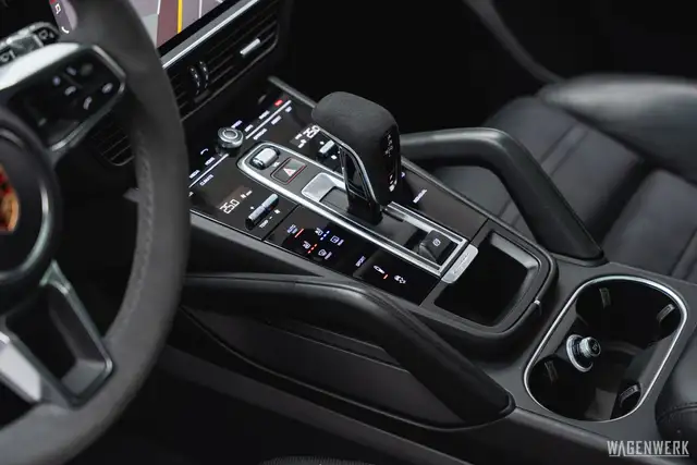 Porsche Cayenne S III Aut. SPORTDESIGN LUFT AHV GLASDACH NIGHTVIS Ansicht 22