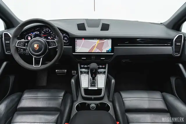 Porsche Cayenne S III Aut. SPORTDESIGN LUFT AHV GLASDACH NIGHTVIS Ansicht 33