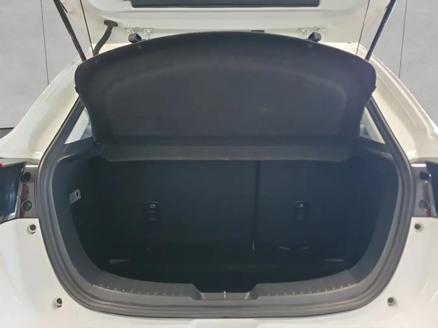 Mazda 2 SKYACTIV-G 90 KIZOKU Blanco - 2
