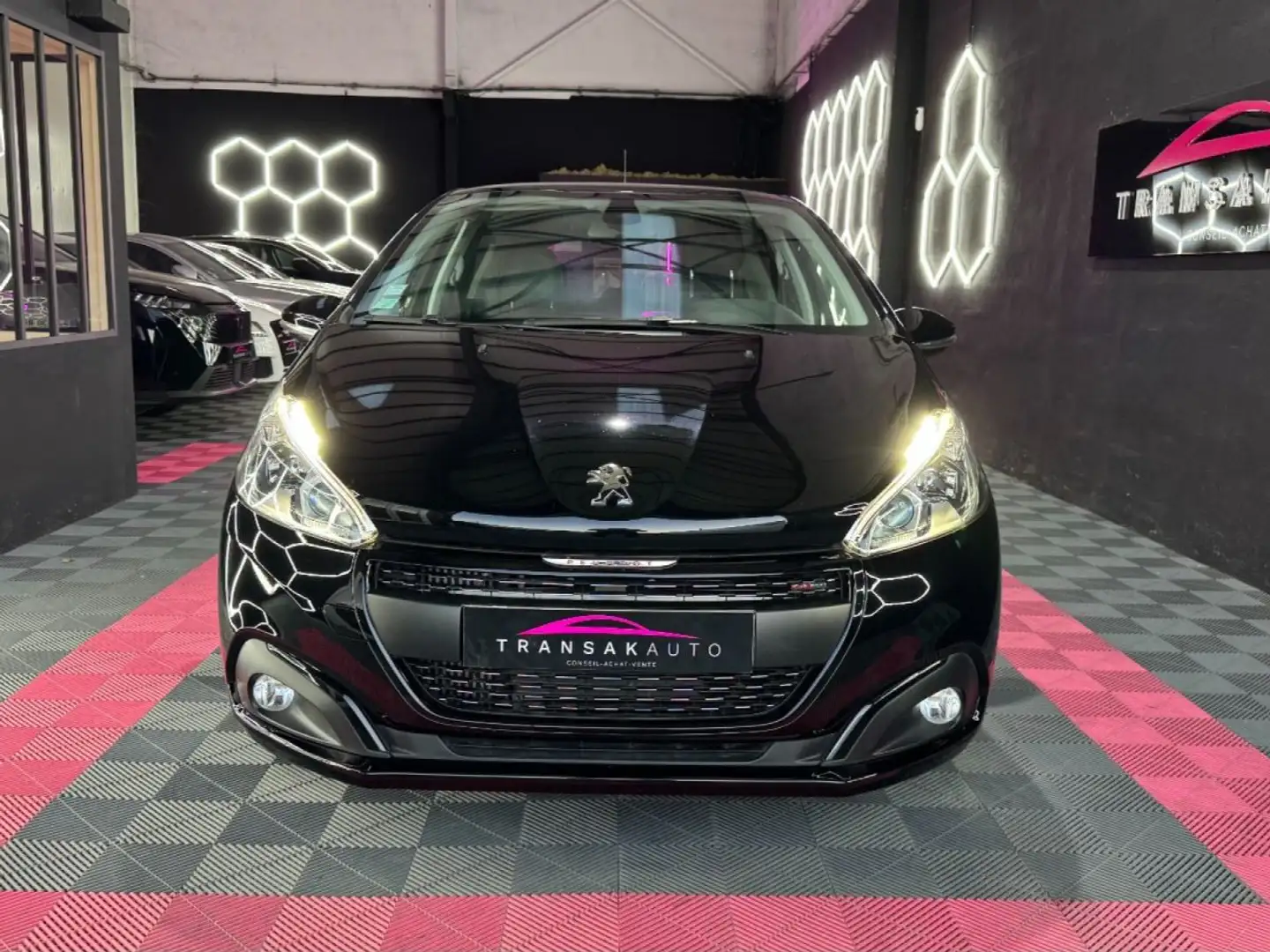 Peugeot 208 GT Line 1.2 110ch SS BVM6 ~ Première main ~ Courroie OK ~ Caméra de recul ~ CarPlay ~ Noir - 2