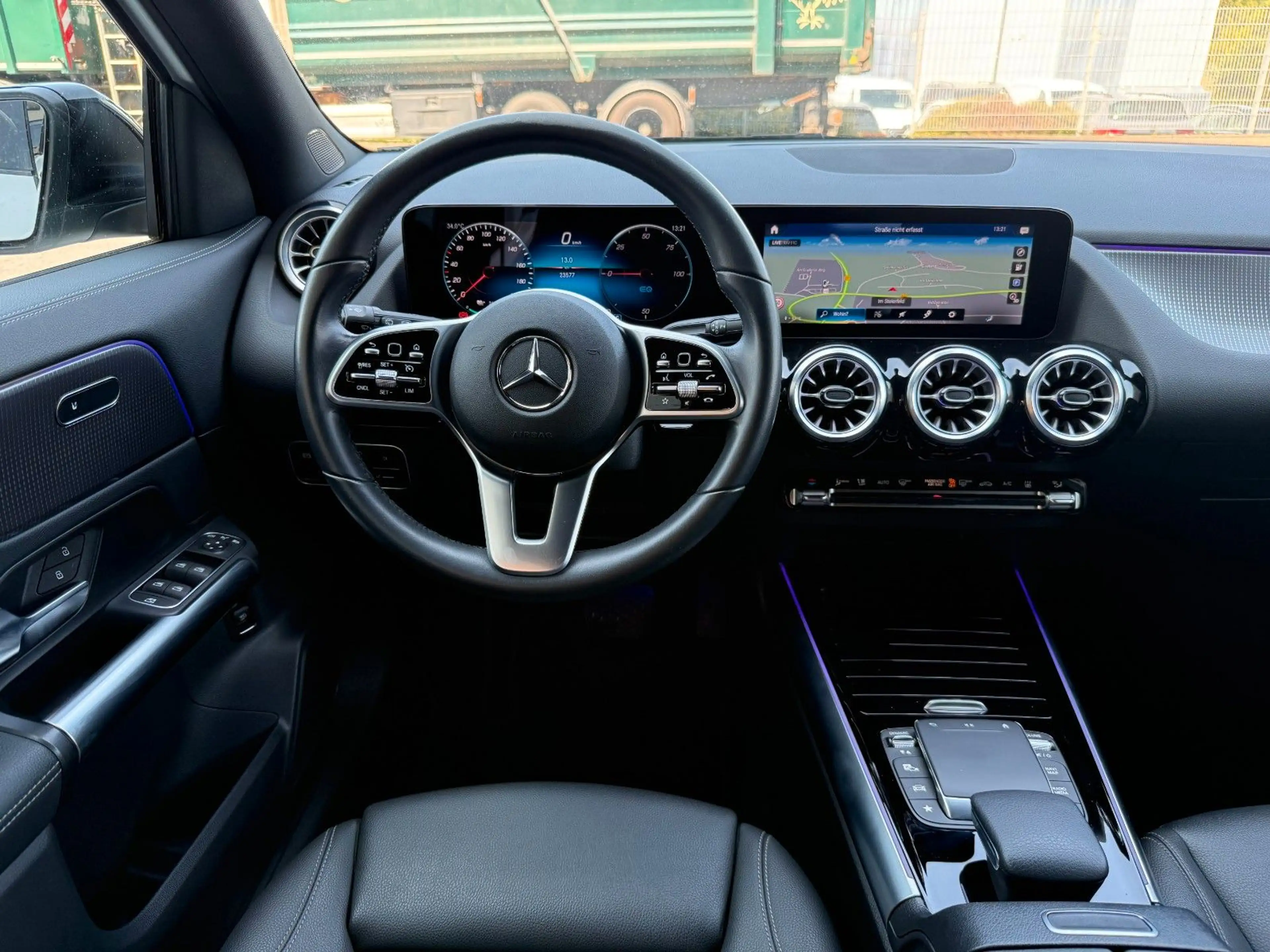 Mercedes-Benz EQA 300 4M Progressive+Ambiente+RFK+19AMG+TotW — photo 15
