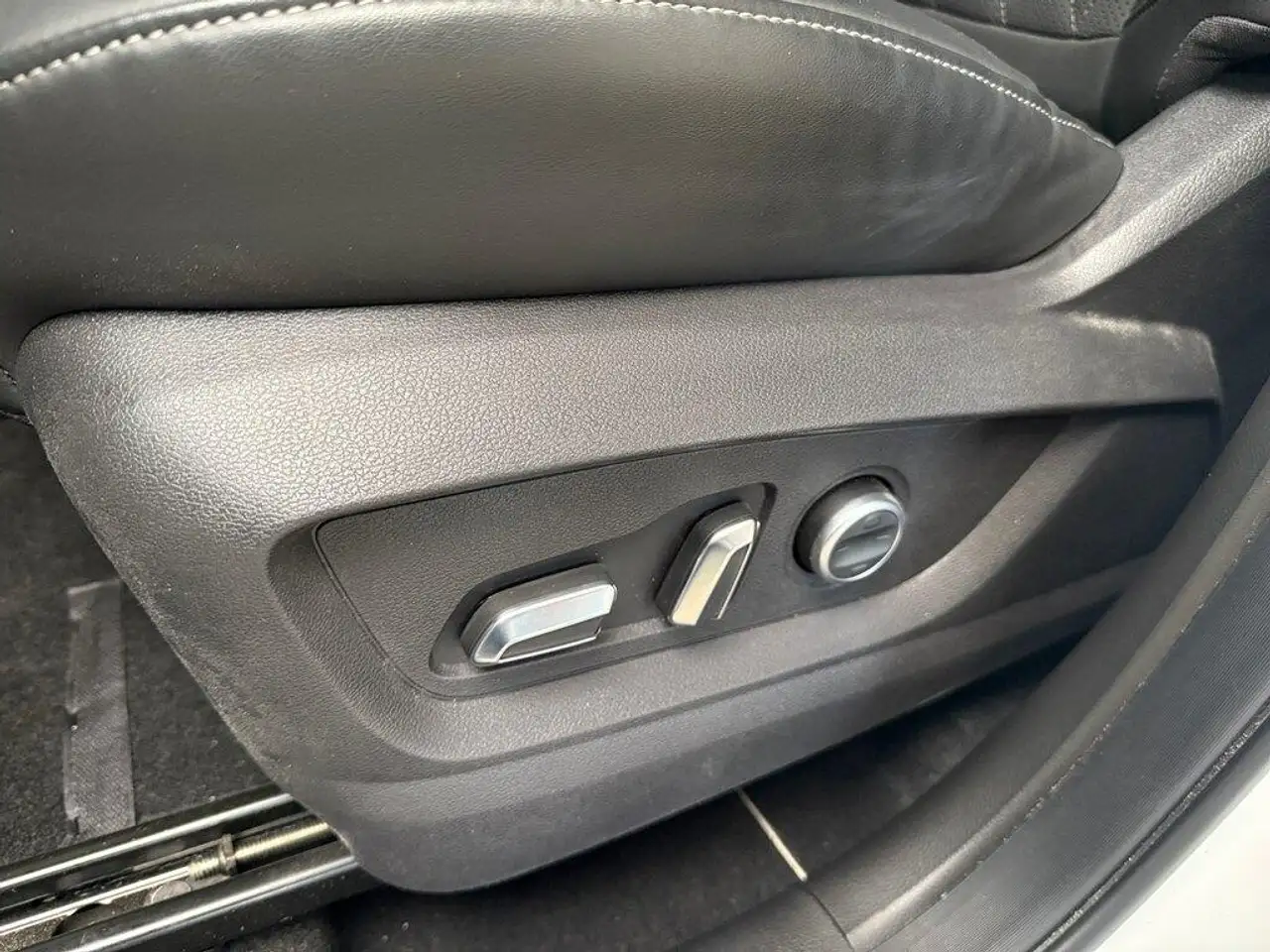 DR Automobiles DR7.0 1.5 317cv auto 17