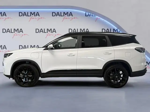 DR Automobiles DR7.0 view 2