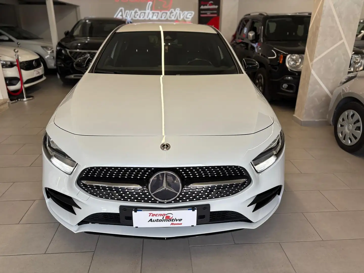 Mercedes-Benz A 180 Business Extra auto *AMG KIT*NIGHT PACK* Bianco - 2