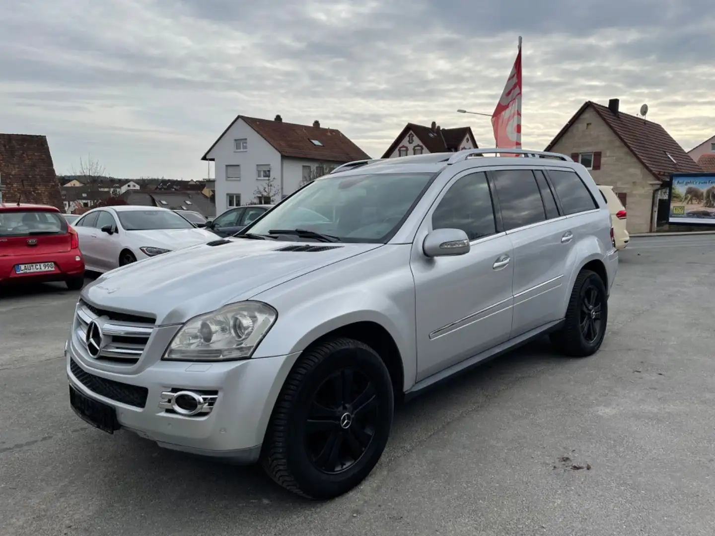 Mercedes-Benz GL 320 CDI 4Matic/7-SITZER/VOLL/2xSSD/LEDER/NAVI Argintiu - 2