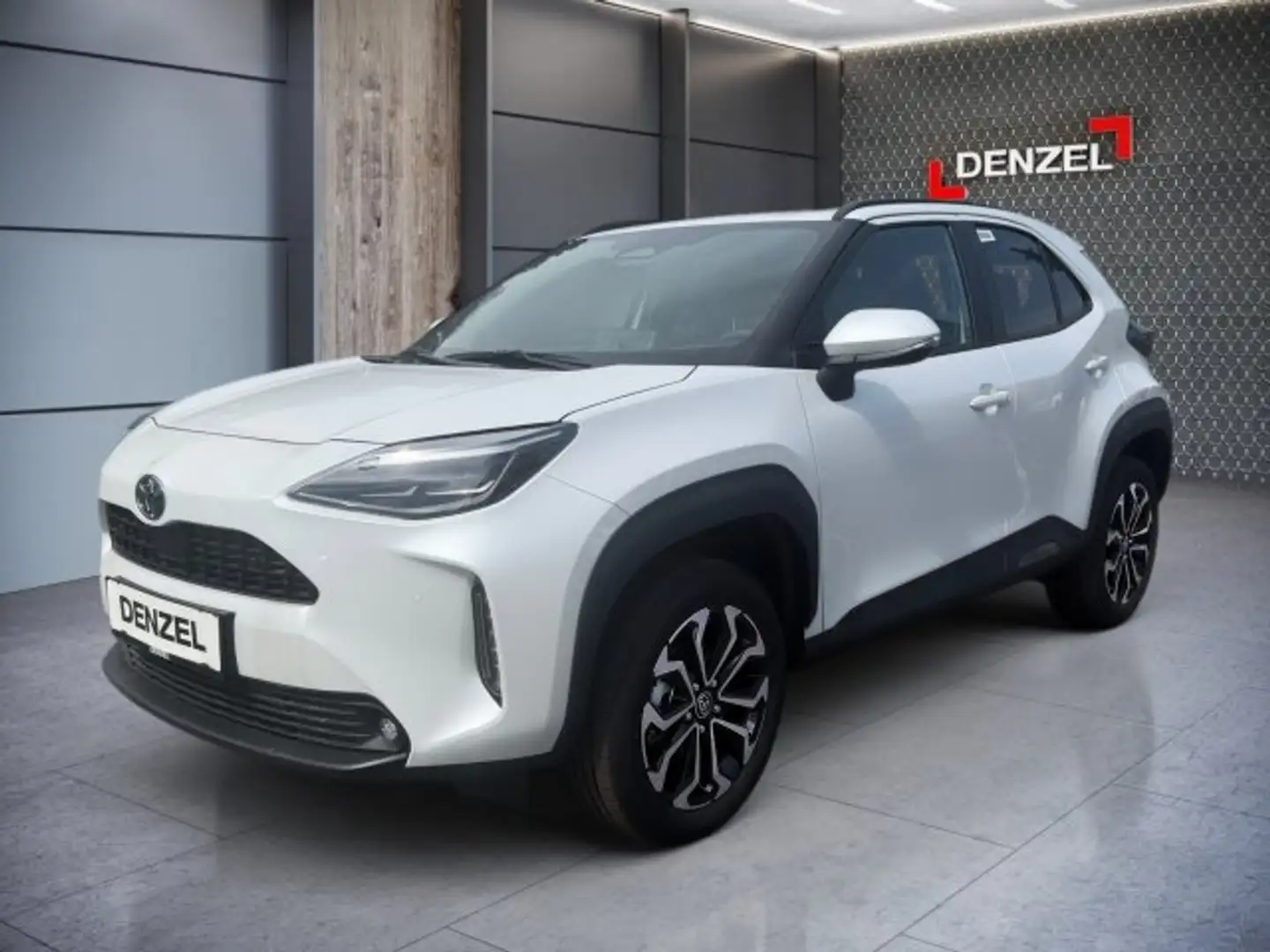 Toyota Yaris Cross - 1,5 l 4x2 HY Active Drive Weiß - 1