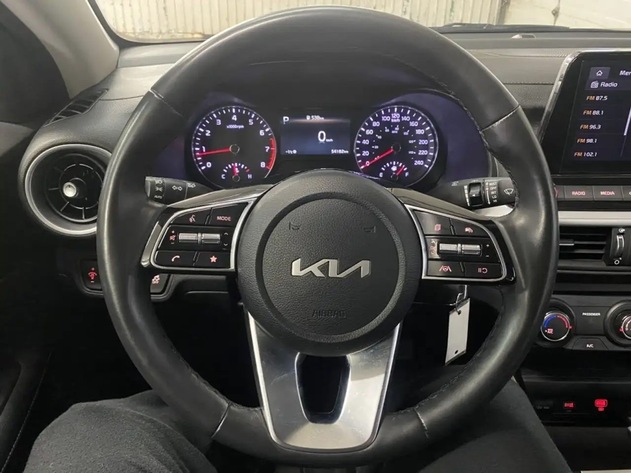Kia Forte снимка Kia Forte