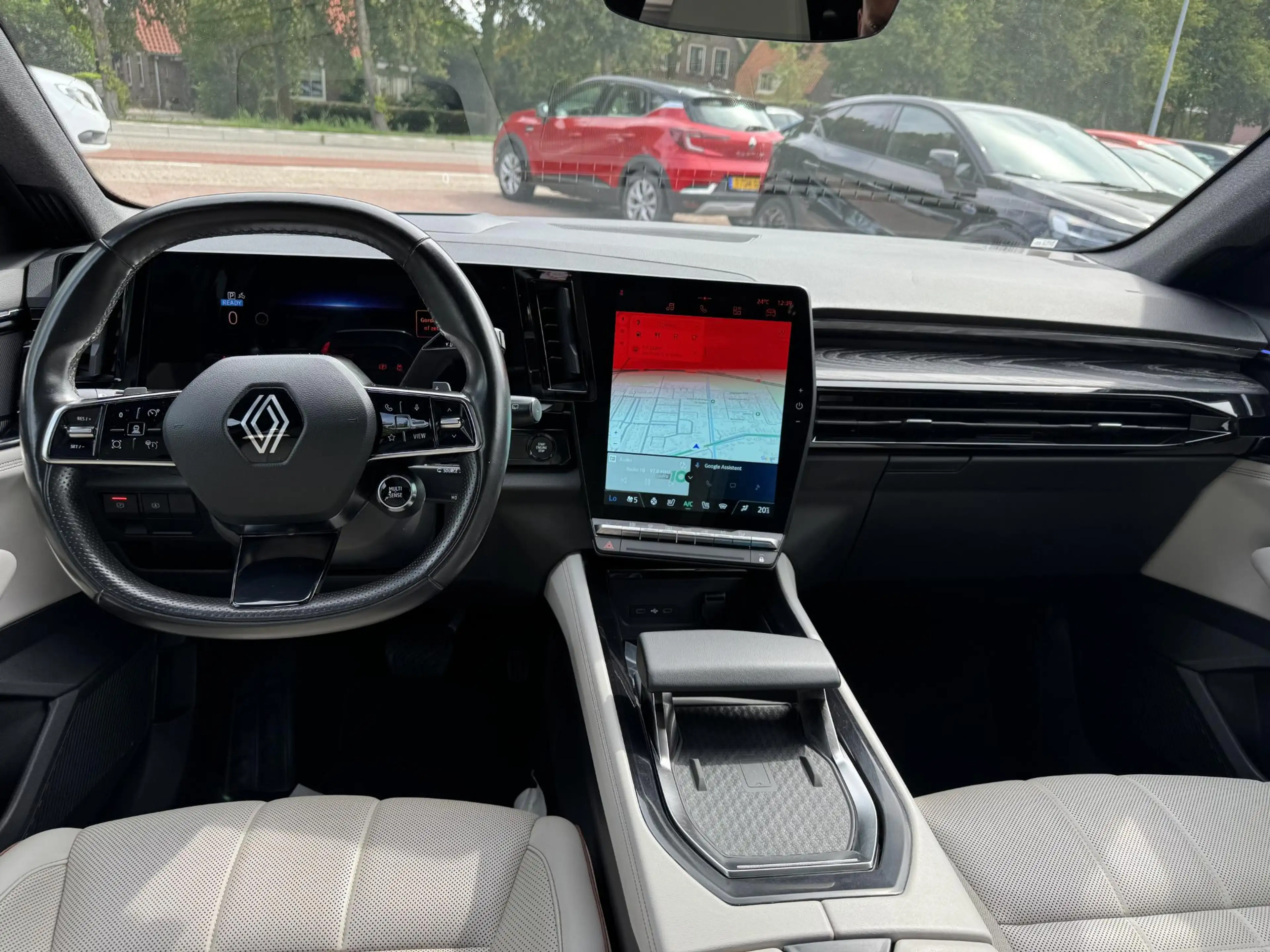 Renault Espace E-Tech full hybrid 200 iconic 5P+Panodak!! — photo 15