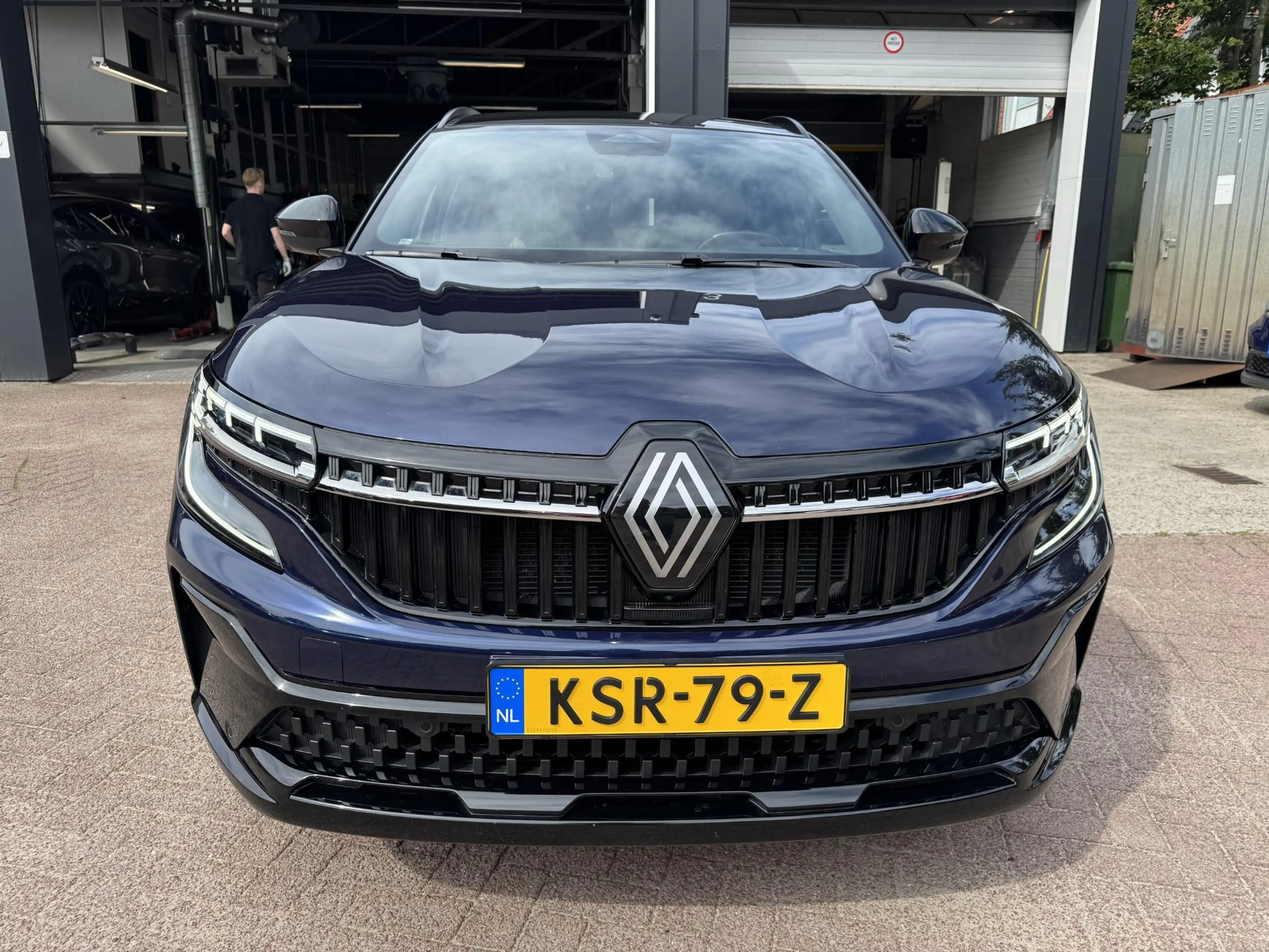 Renault Espace E-Tech full hybrid 200 iconic 5P+Panodak!! — photo 2