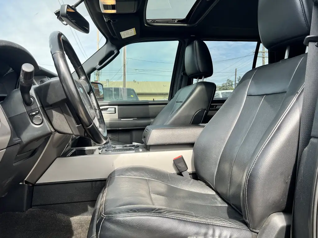 2017 Ford Expedition Max Limited | Remote Start | SYNC 3 | Appearance Pkg — photo 7