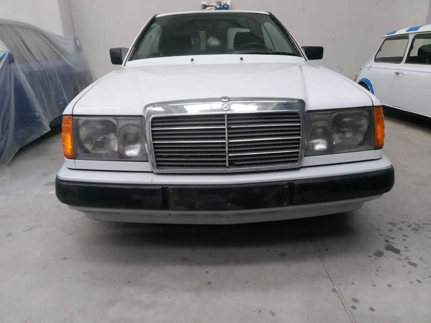 Mercedes-Benz CE 300 (124) Blanco - 2