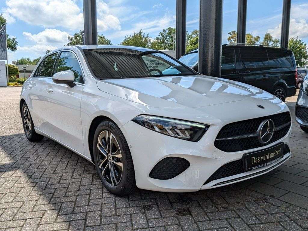 Mercedes-Benz A 180