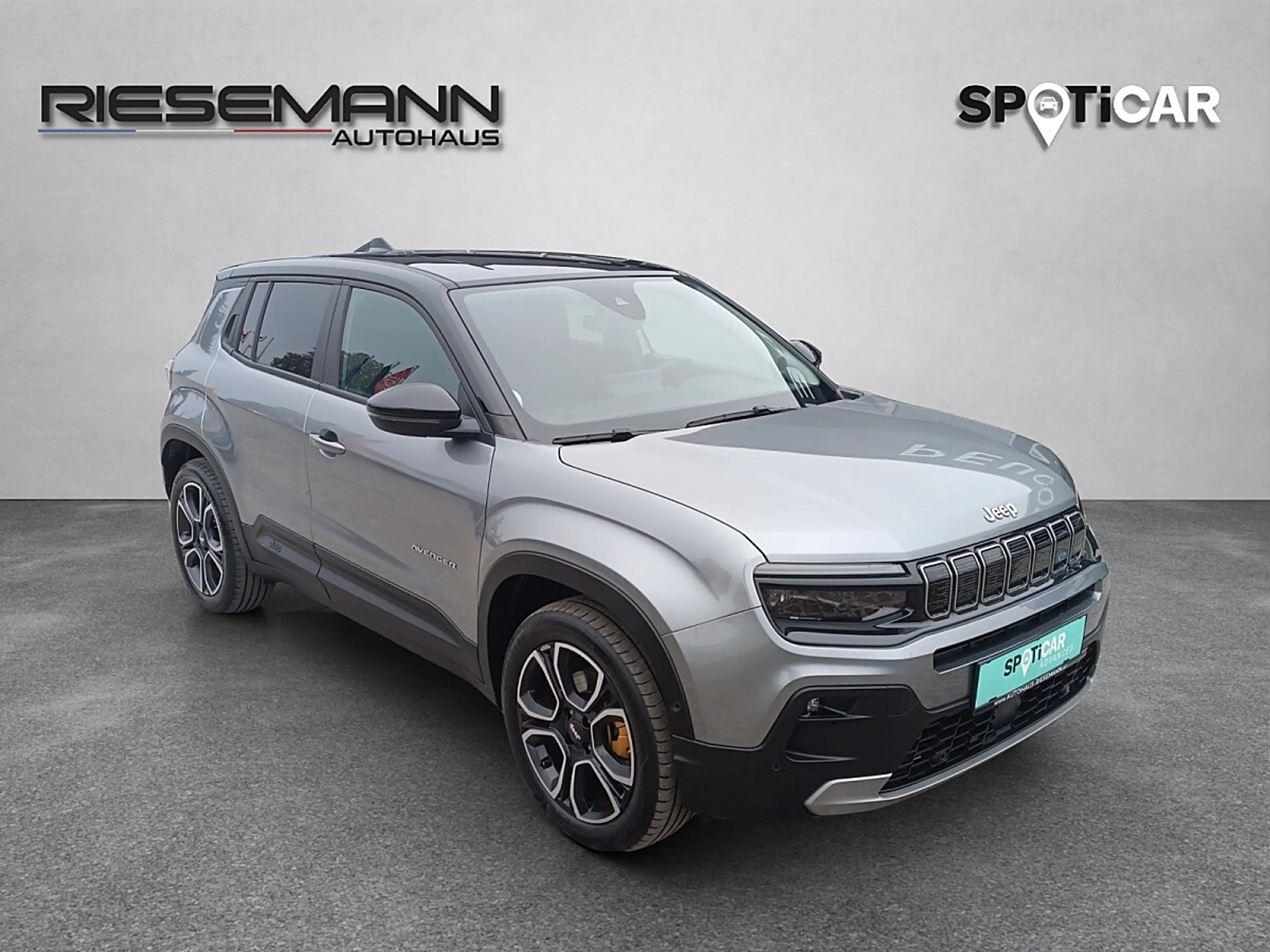 Jeep Avenger BEV 54kWh Summit — photo 4