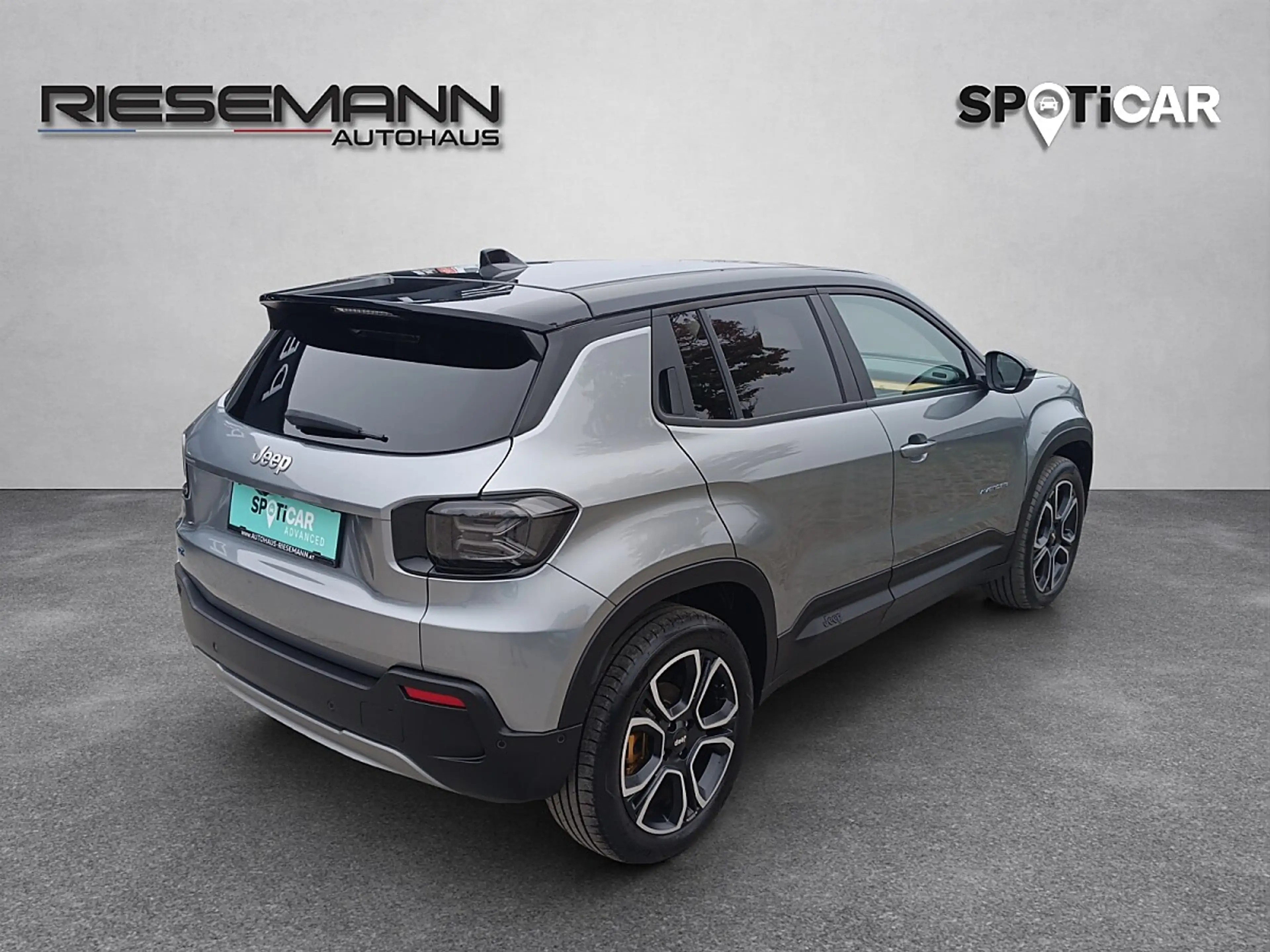 Jeep Avenger BEV 54kWh Summit — photo 5