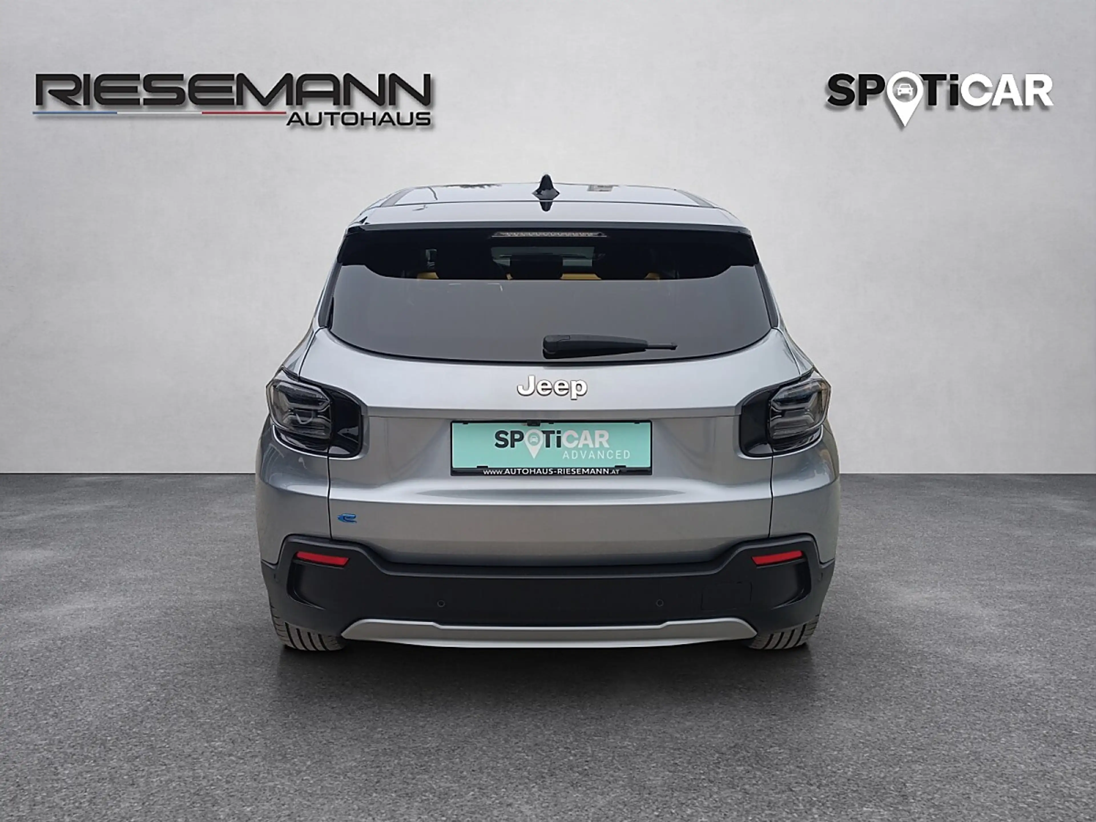 Jeep Avenger BEV 54kWh Summit — photo 6