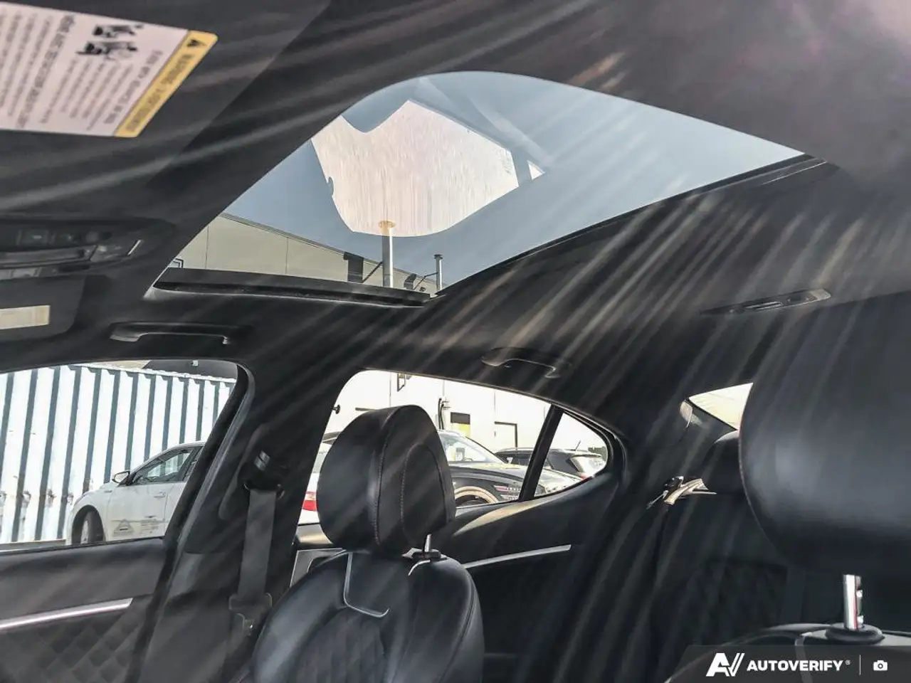 Genesis G70 снимка Genesis G70