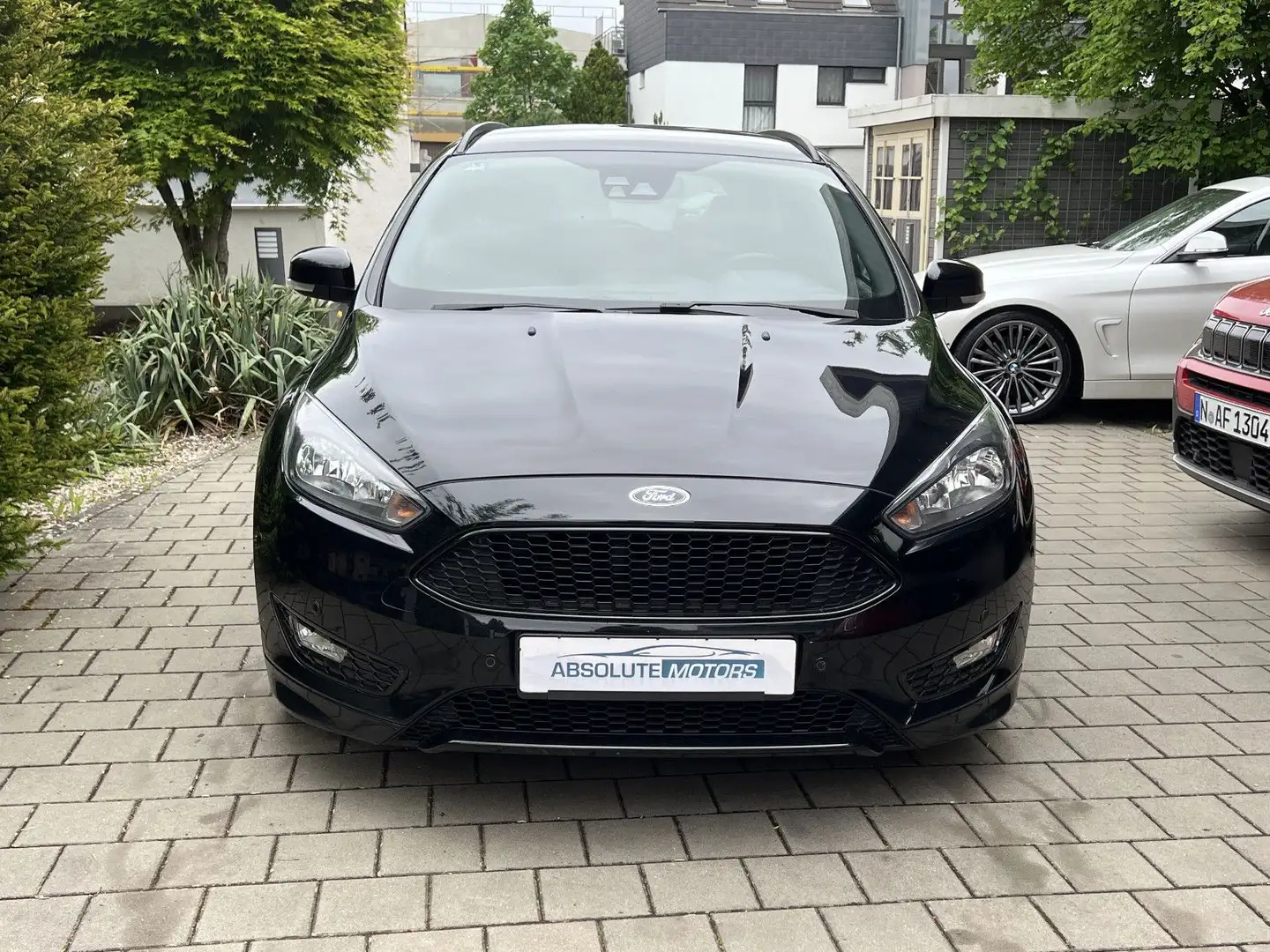 Ford Focus Turnier 1,5 Ecoboost ST-Line *Autom. Zwart - 2