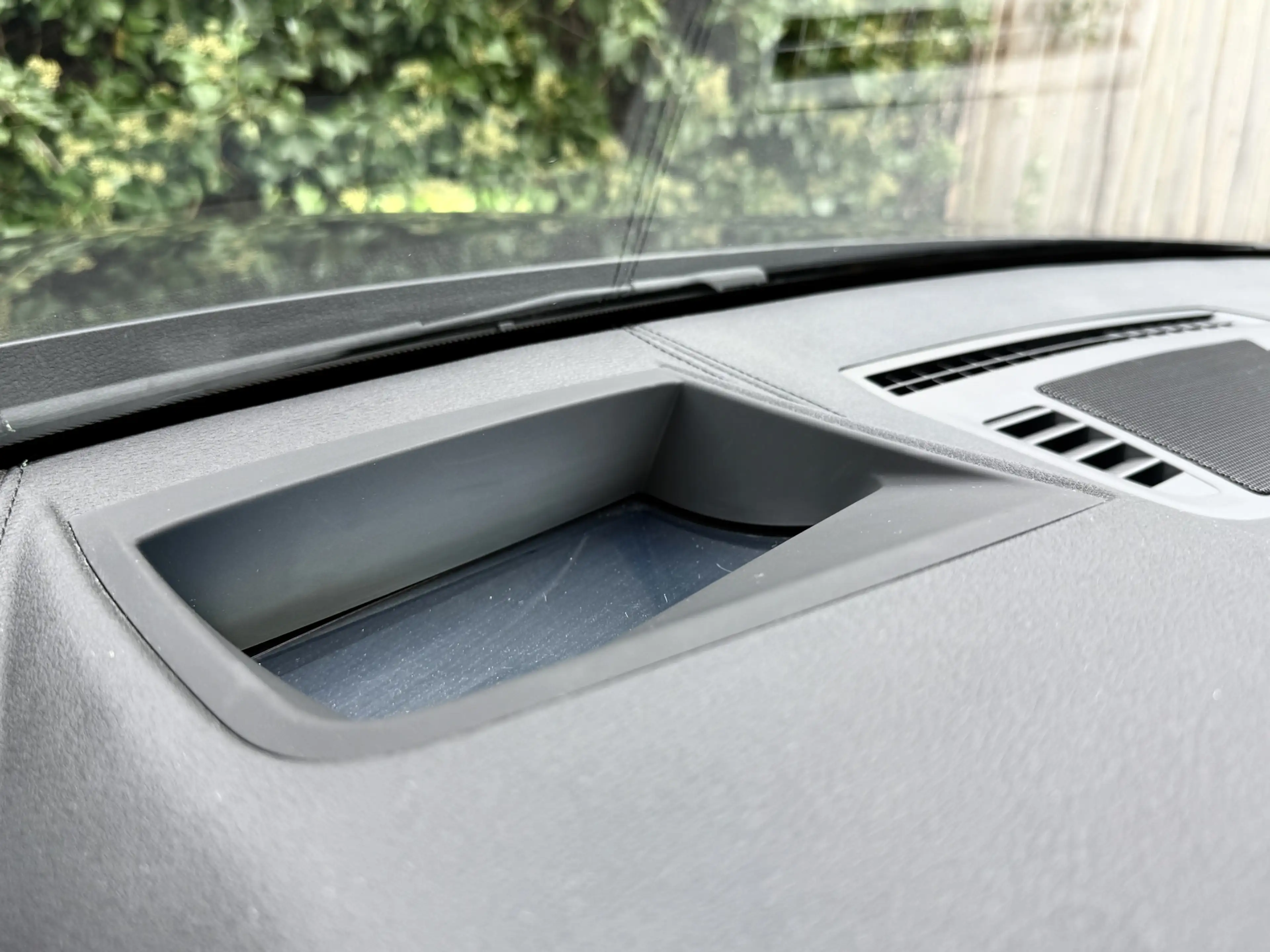 BMW X2 sDrive20i High Exe I M-Pakket I Pano — photo 29