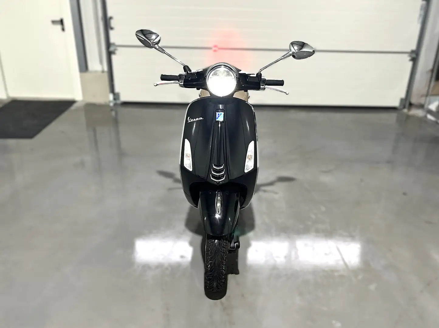 Vespa Primavera 50 4T Negru - 2