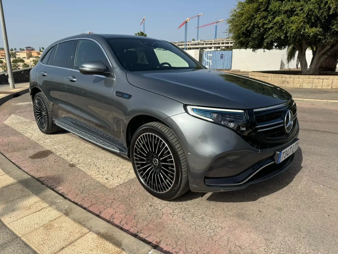 Mercedes-Benz EQC 400 4MATIC Gris - 2