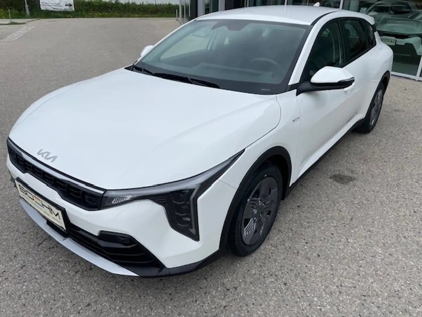 Kia K4 1,0 TGDI Titan inkl. Winterpaket Weiß - 1