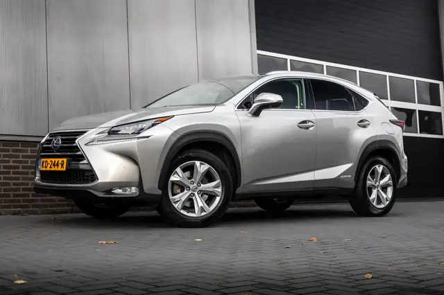 Lexus NX 300h 198 pk AWD President Line / Red-Carpet/ Stoel.Verw