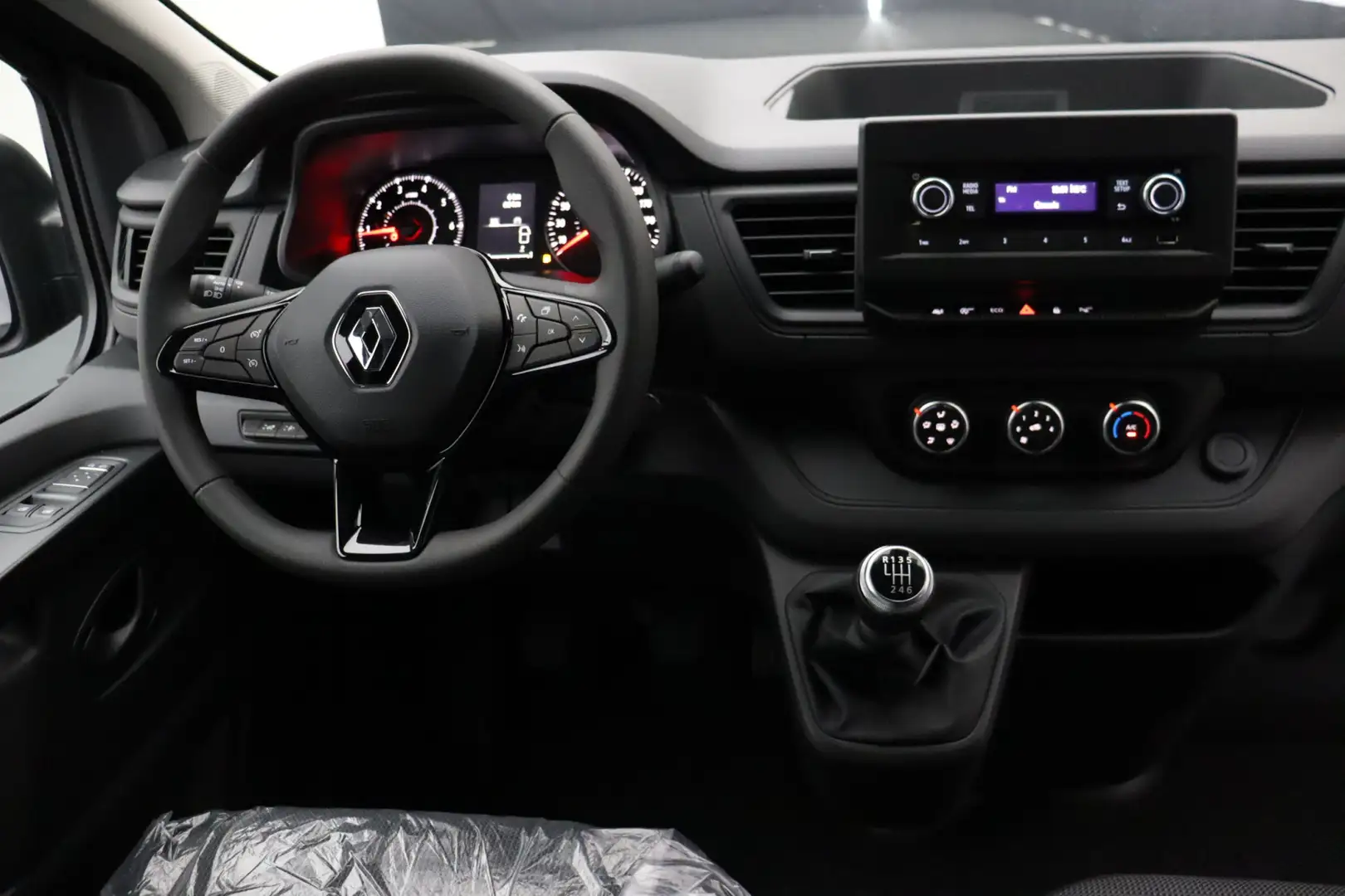 Renault Trafic 2.0 dCi L2 | Direct rijden | Cruise control | LED Noir - 2