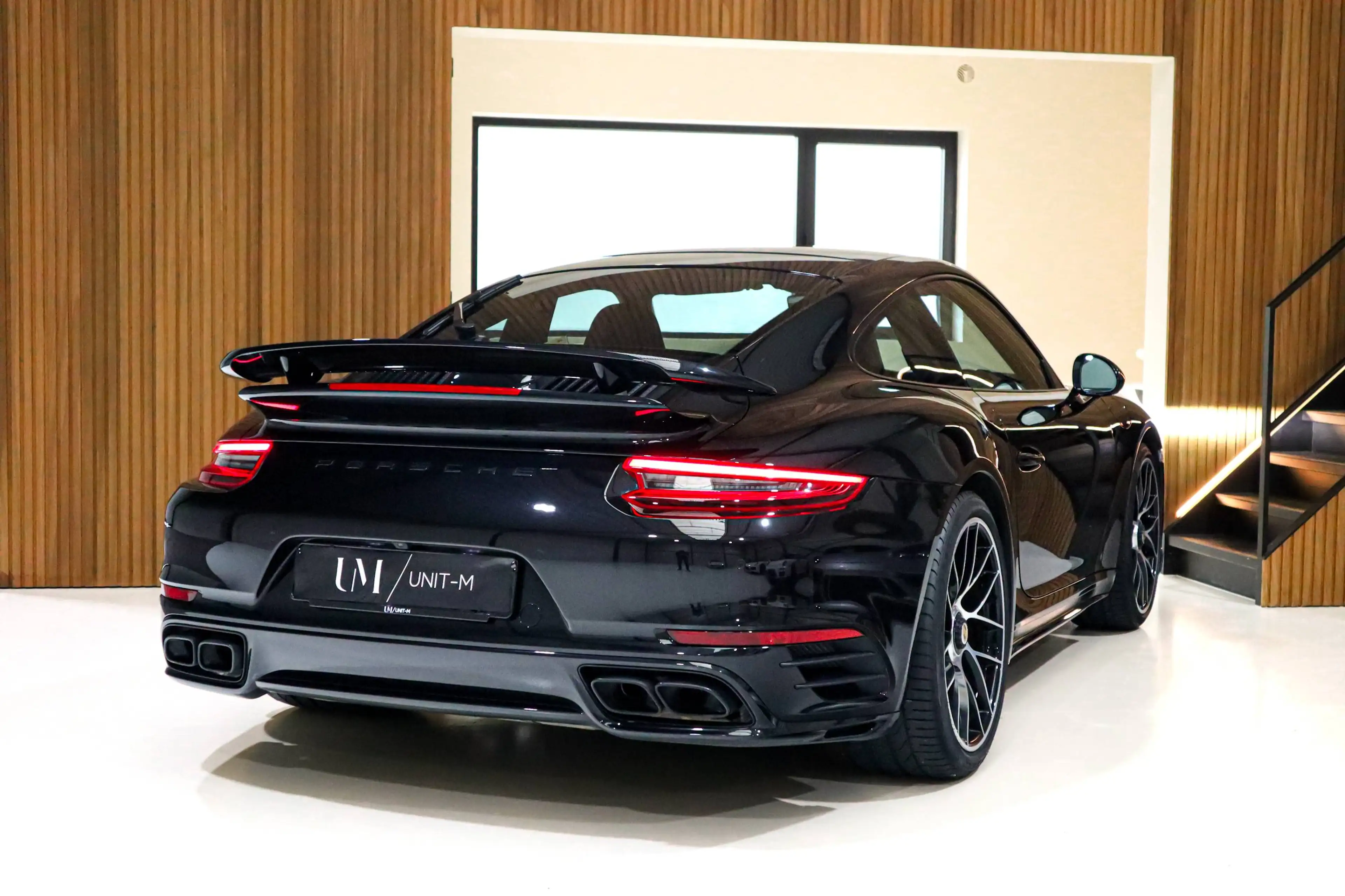 Porsche 991 Turbo S / High spec /