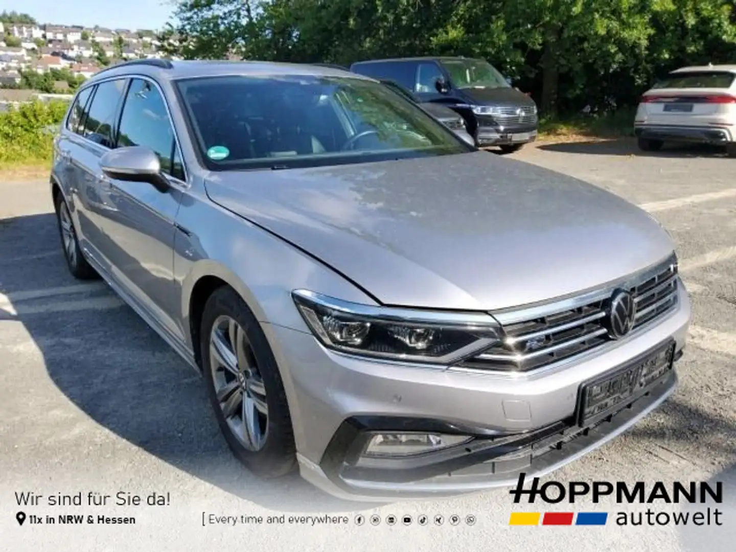 Volkswagen Passat Variant 2.0 TDI Business 4Motion DSG ACC Silber - 1