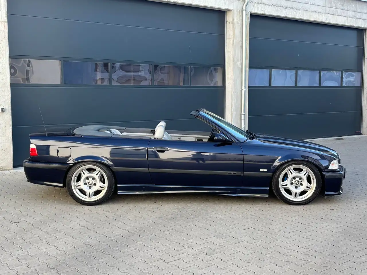 BMW 320 i M Paket Ab Werk, foto 3