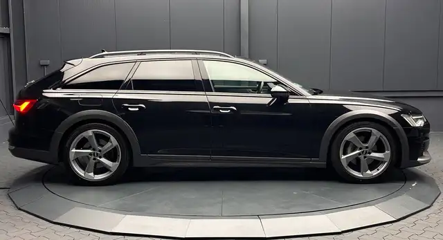 Audi A6 Allroad view 6