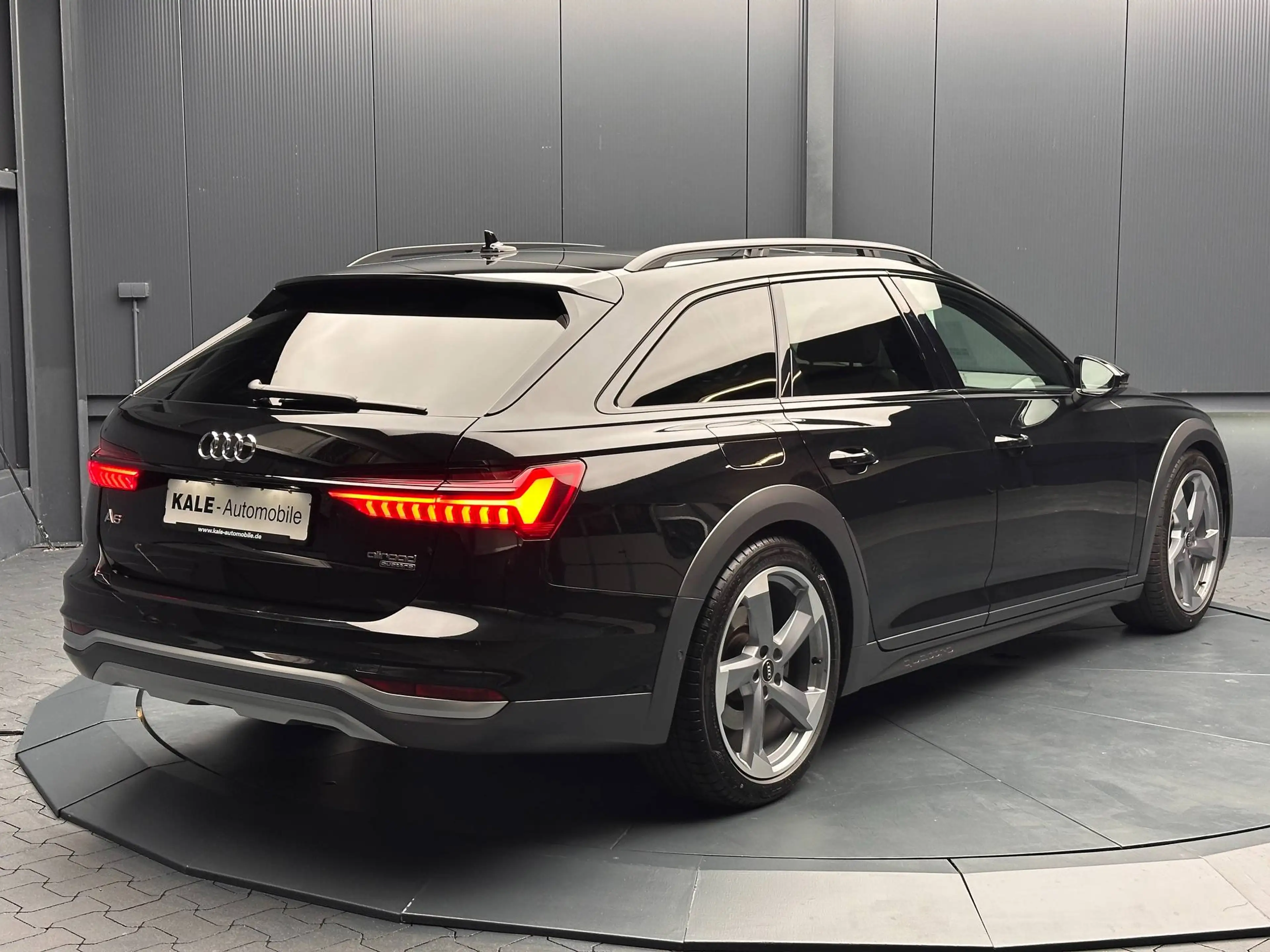 Audi A6 allroad 40 TDI quattro*20Zoll*PANORAMA*Matrix*KAMERA*AHK* — photo 5