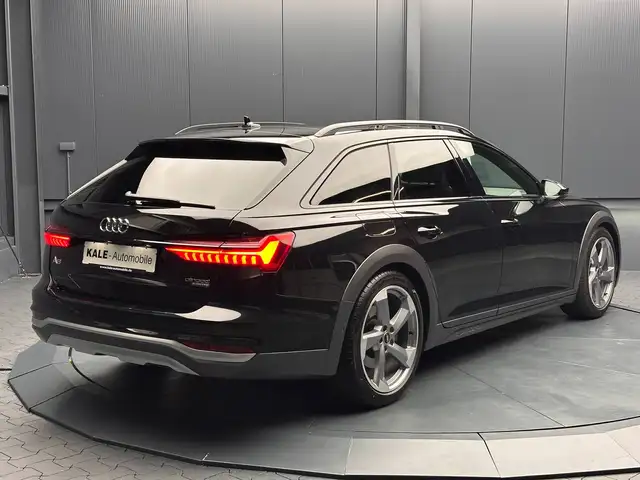 Audi A6 Allroad view 5