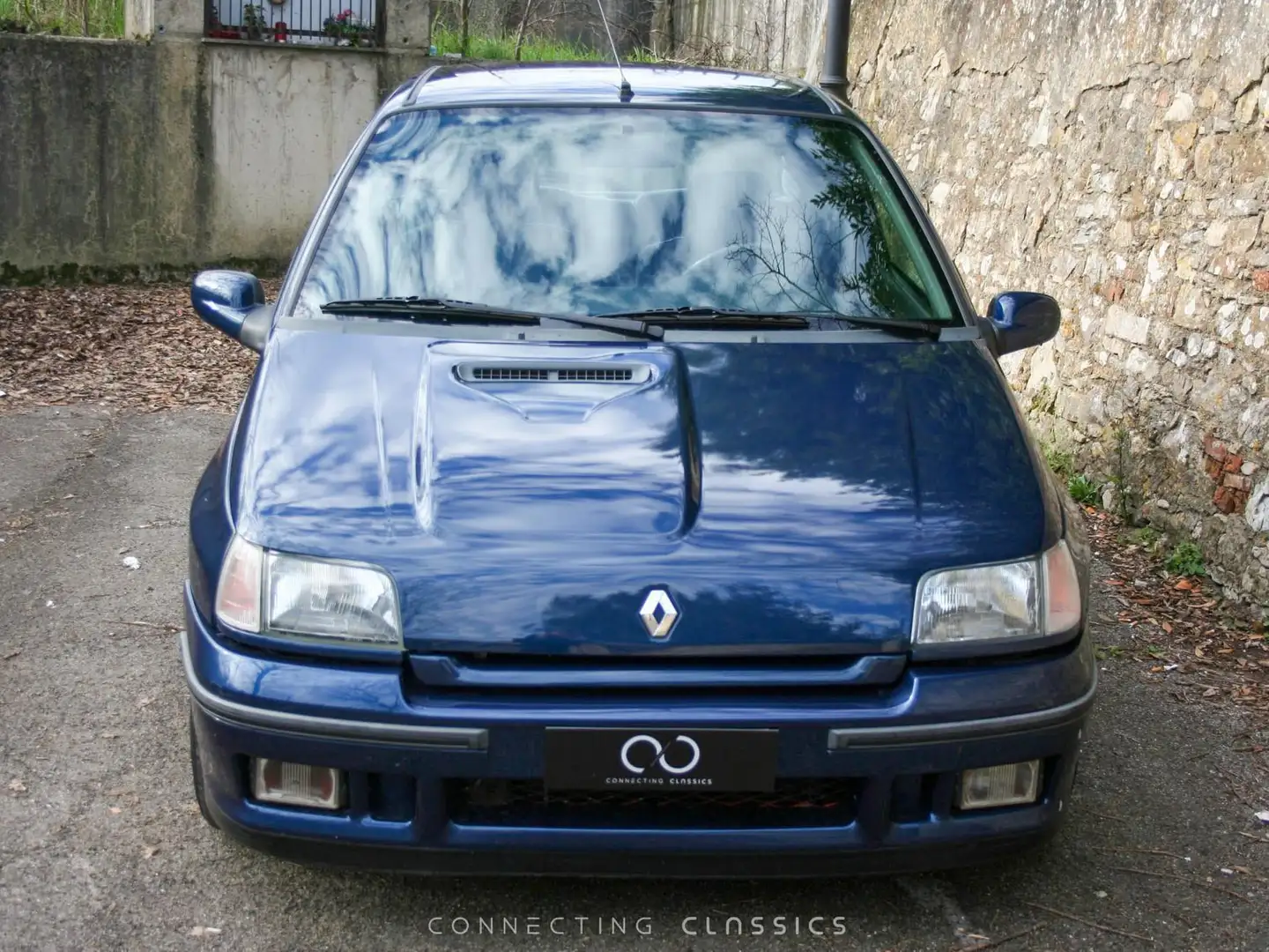 Renault Clio Clio 3p 1.8 16v cat. Modrá - 2