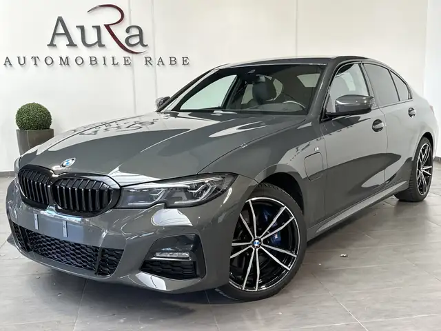 BMW 330 e M-Sport NAV+LASER+HEAD-UP+19ZOLL+KAMERA+H&K