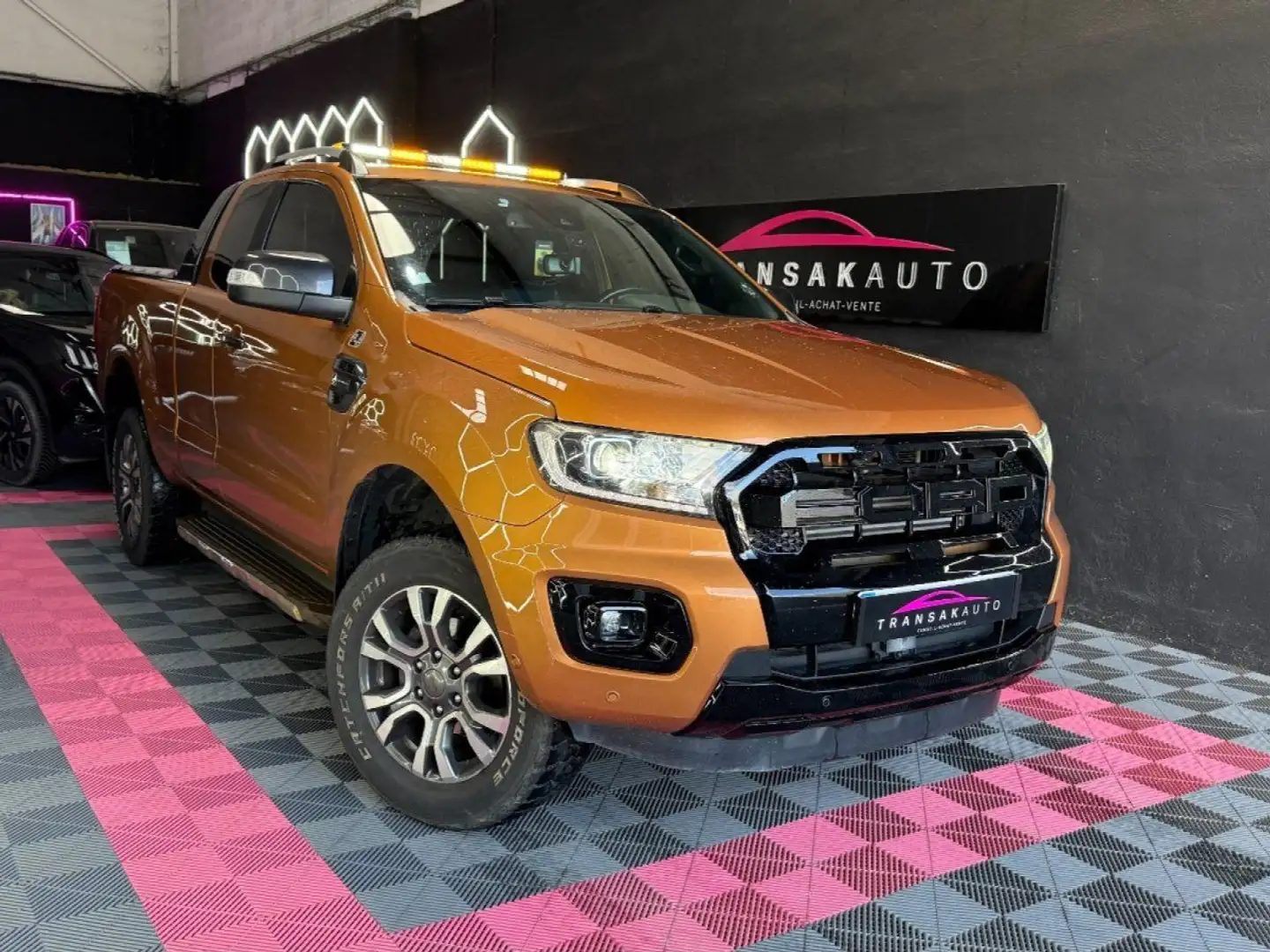 Ford Ranger SUPER CABINE WILDTRACK 213 CH 2.0L BV10 Garantie 5 ans~ Caméra de Recul ~ Sièges chauffants ~ Feux automatiques Oro - 1