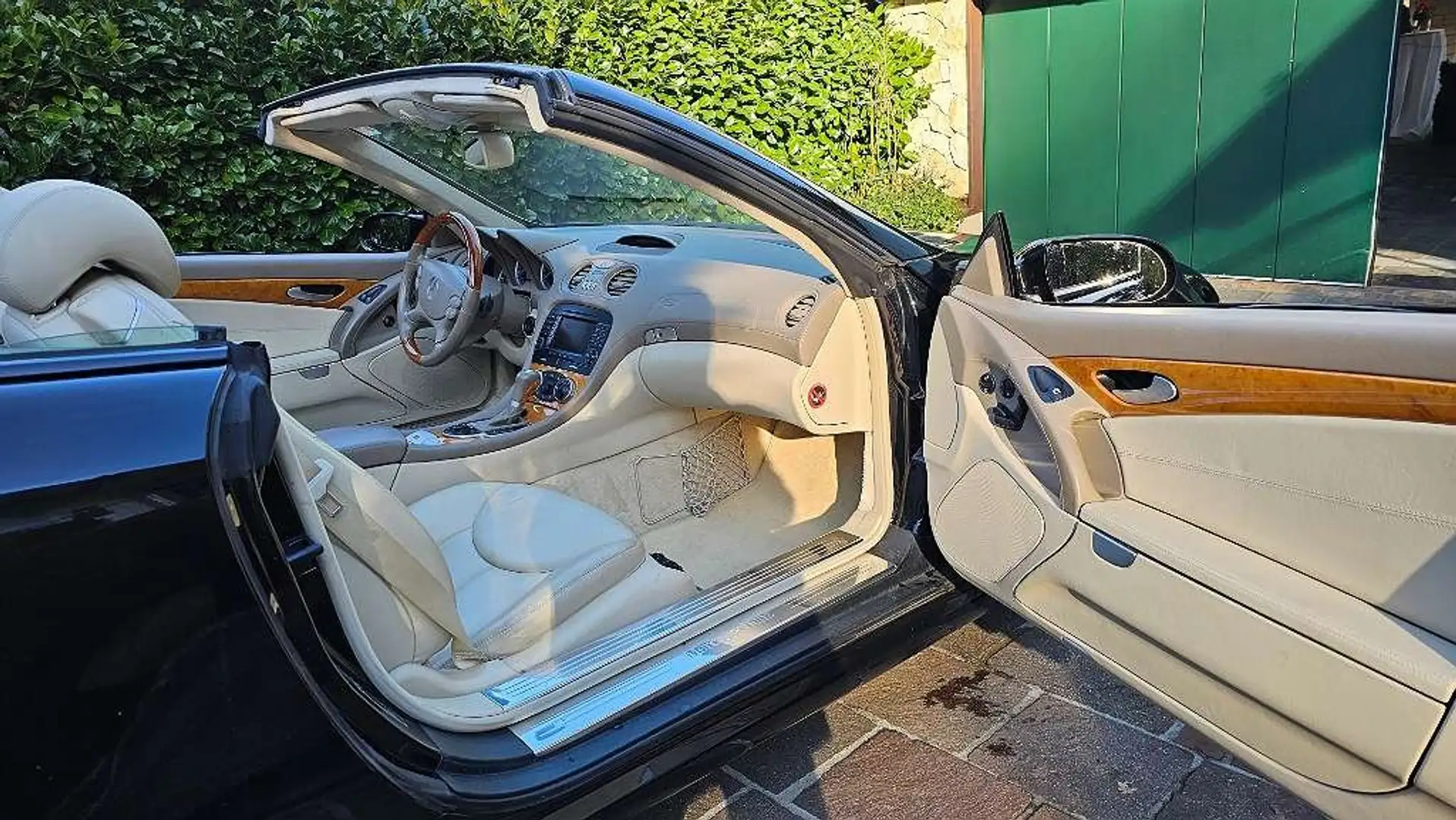 Mercedes-Benz SL 500 500 SL Roadster Aut. Schwarz - 2