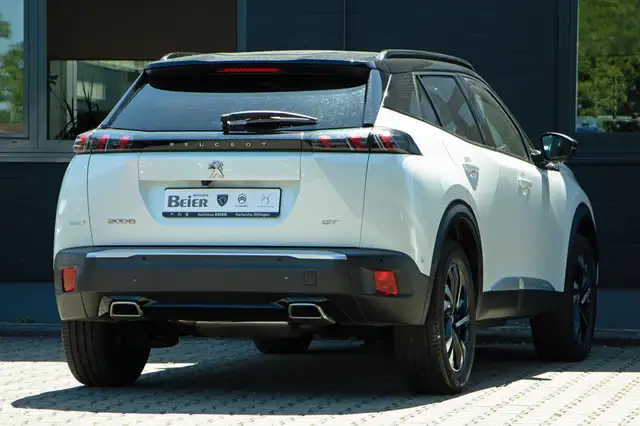 Peugeot 2008 view 3