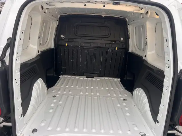 Peugeot Partner view 11