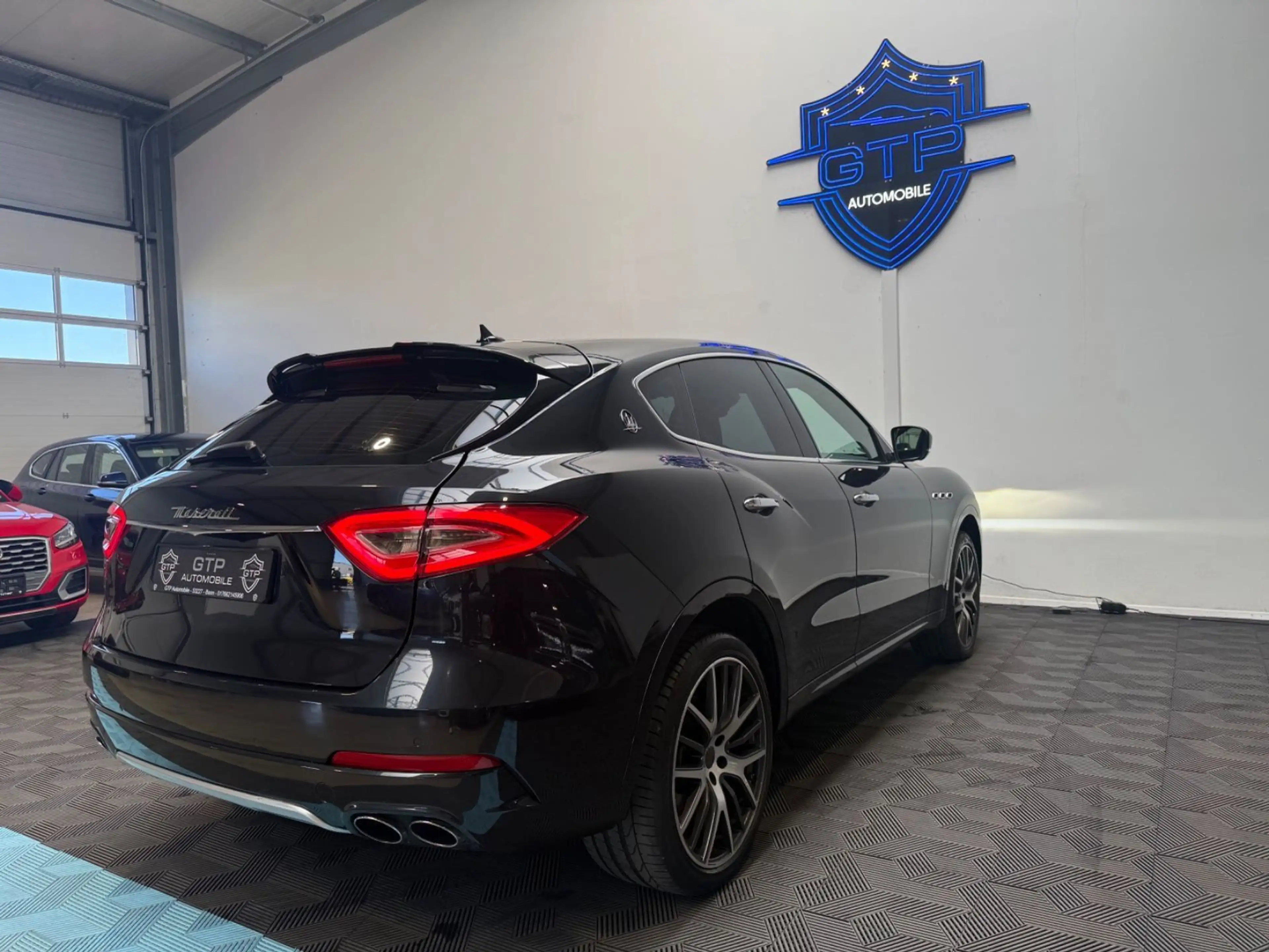 Maserati Levante S *SPORTAGA*Memory*Leder-Schwarz* — photo 9