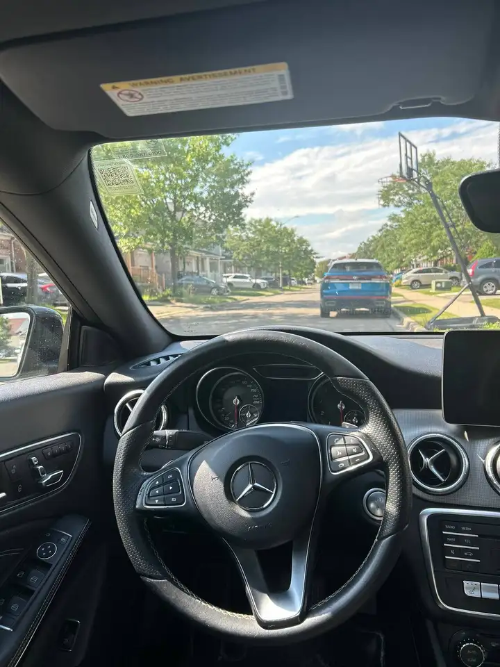 Mercedes-Benz CLA photo Mercedes-Benz CLA
