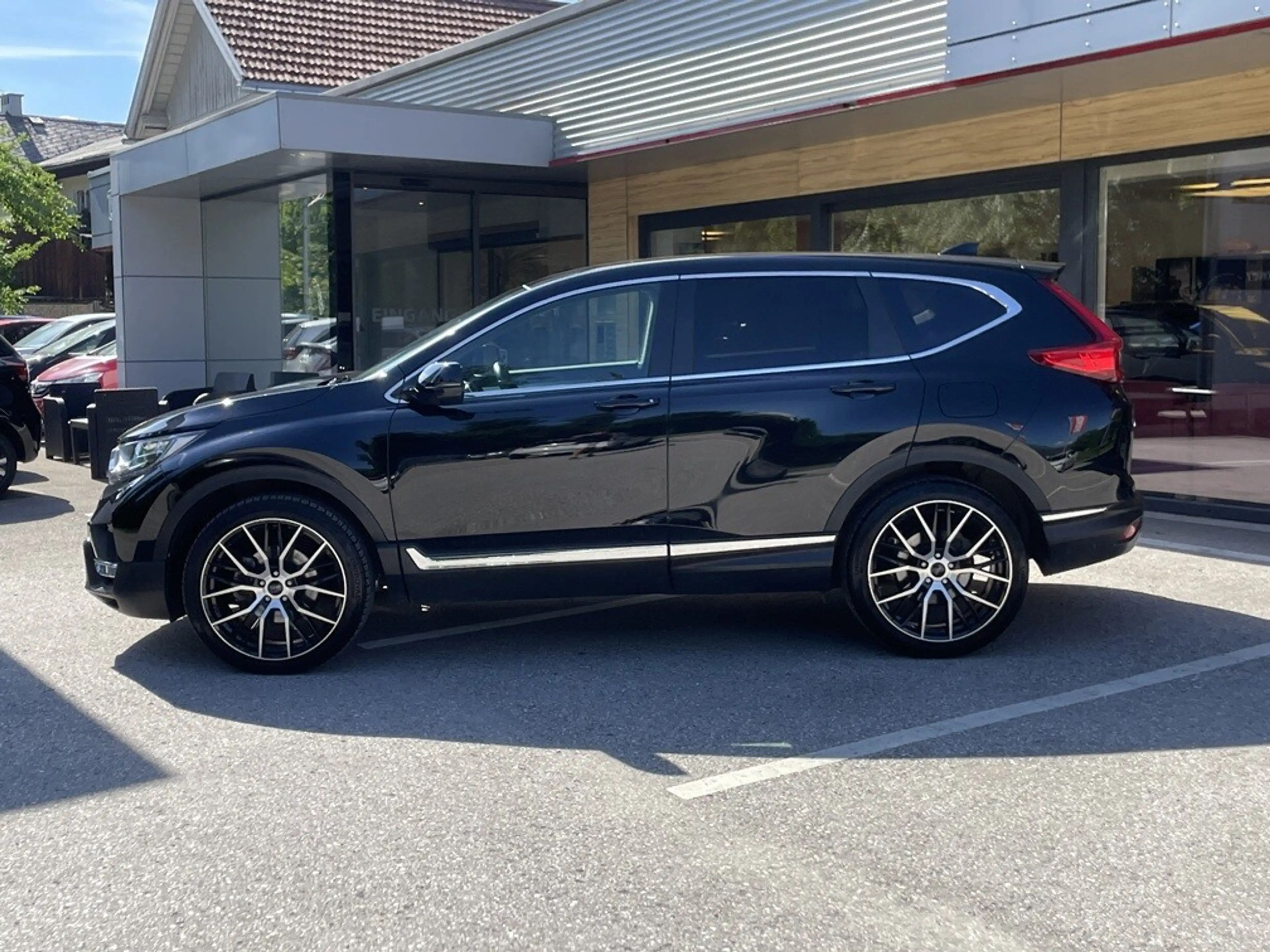 Honda CR-V 2,0 i-MMD Hybrid Elegance AWD Aut. — photo 2