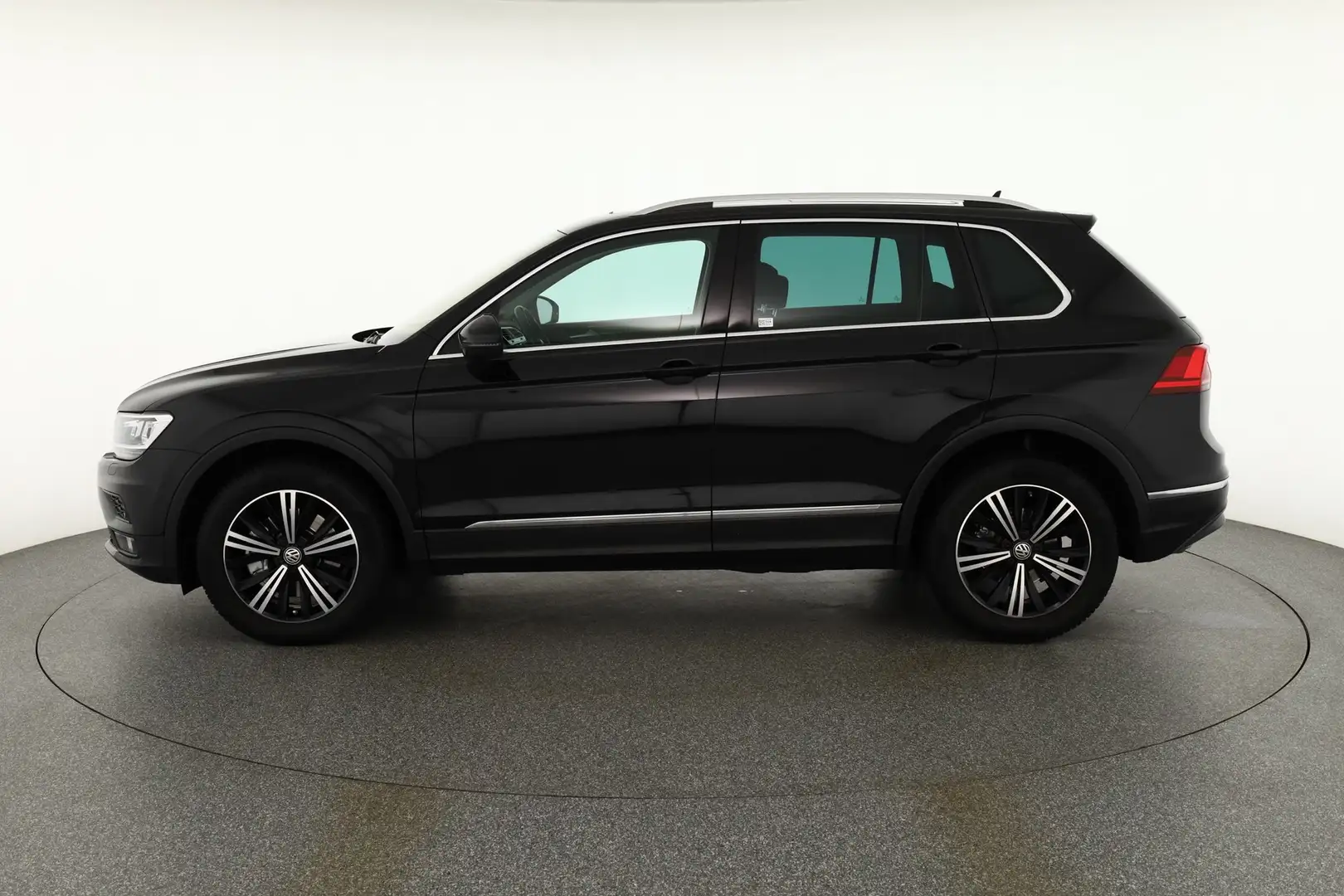 Volkswagen Tiguan 2.0 TSI 4Motion Highline LED Navi 306° Noir - 2