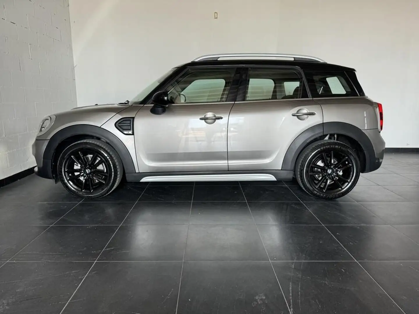 MINI Cooper D Countryman 2.0 TwinPower Turbo Cooper D Business Steptronic Grigio - 2