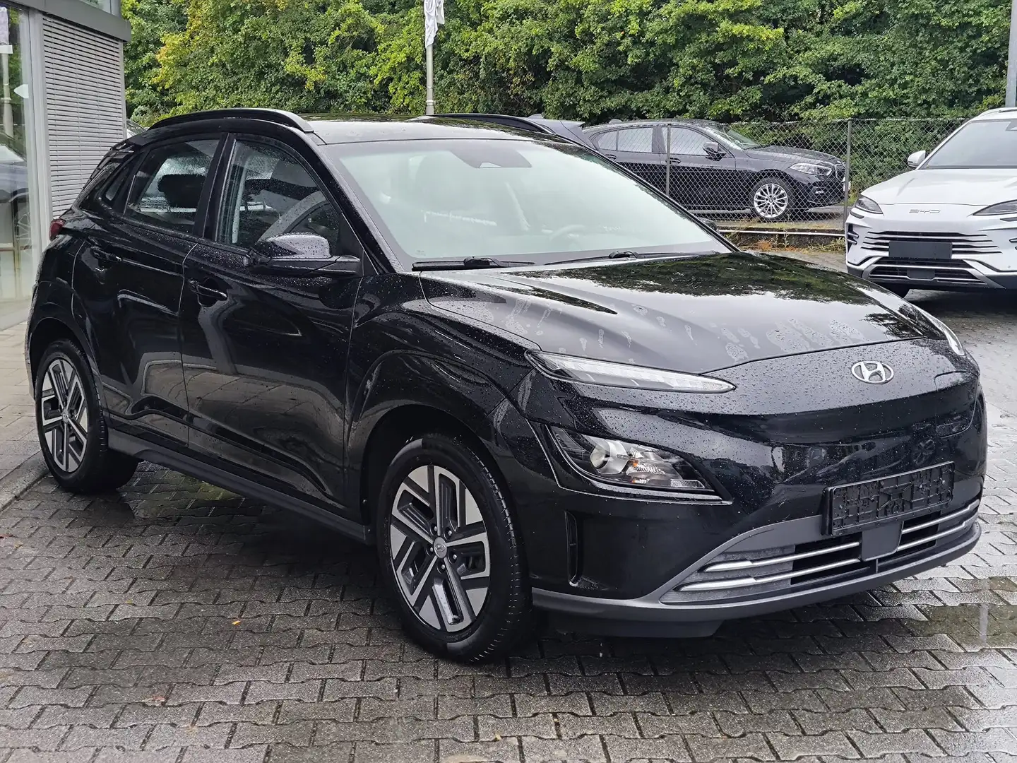 Hyundai KONA EV Select WERKSGA+LED+SHZ+KAMER+ACC+AHK+DAB Zwart - 2