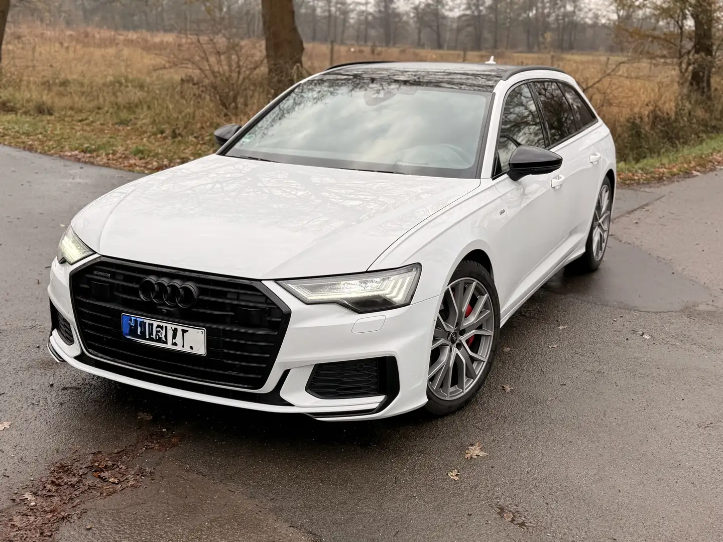 Audi A6 Avant 55 TFSI e quattro S Sitze HuD B&O Pano AHK Weiß - 1