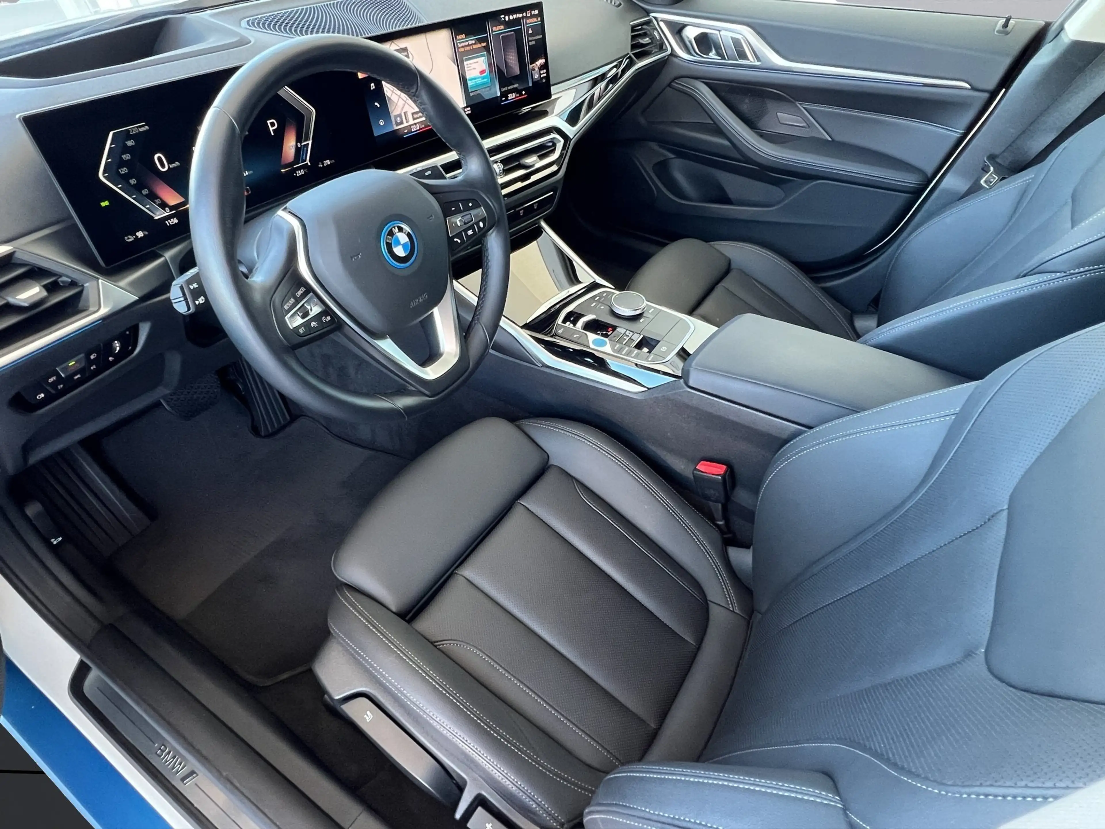 BMW i4 eDrive35 GranCoupé LED ACC RFK AHK Keyless — photo 6