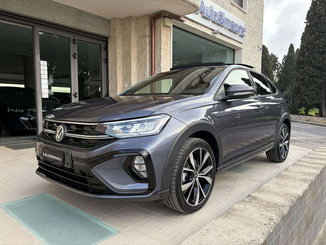 Volkswagen Taigo 1.0 TSI 116 CV DSG R-Line TETTO APR/PAN