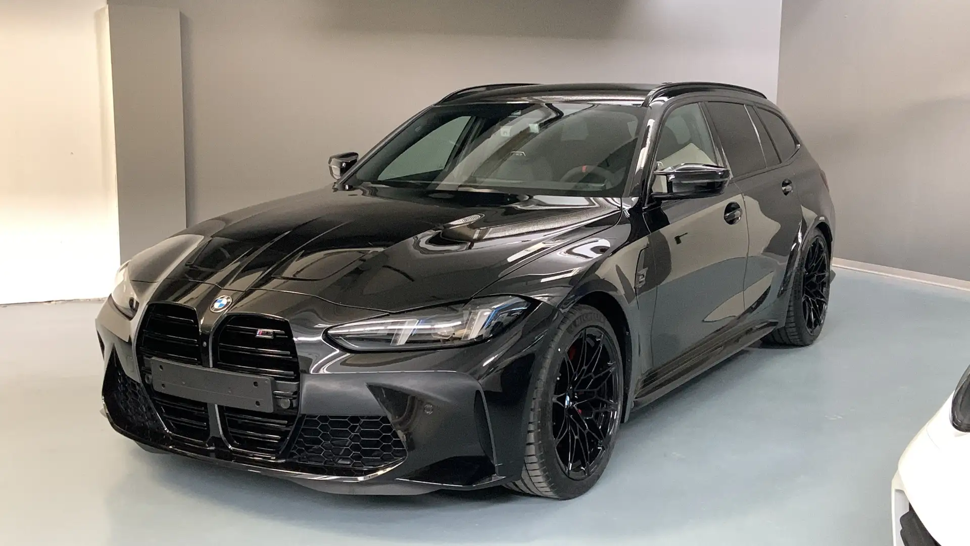 BMW M3 Touring 3.0 COMPE XDRIVE PACK CARBO PELLE TOT Zwart - 2