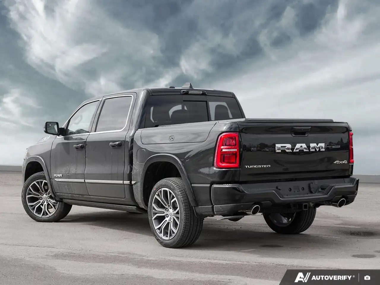 RAM 1500 снимка RAM 1500